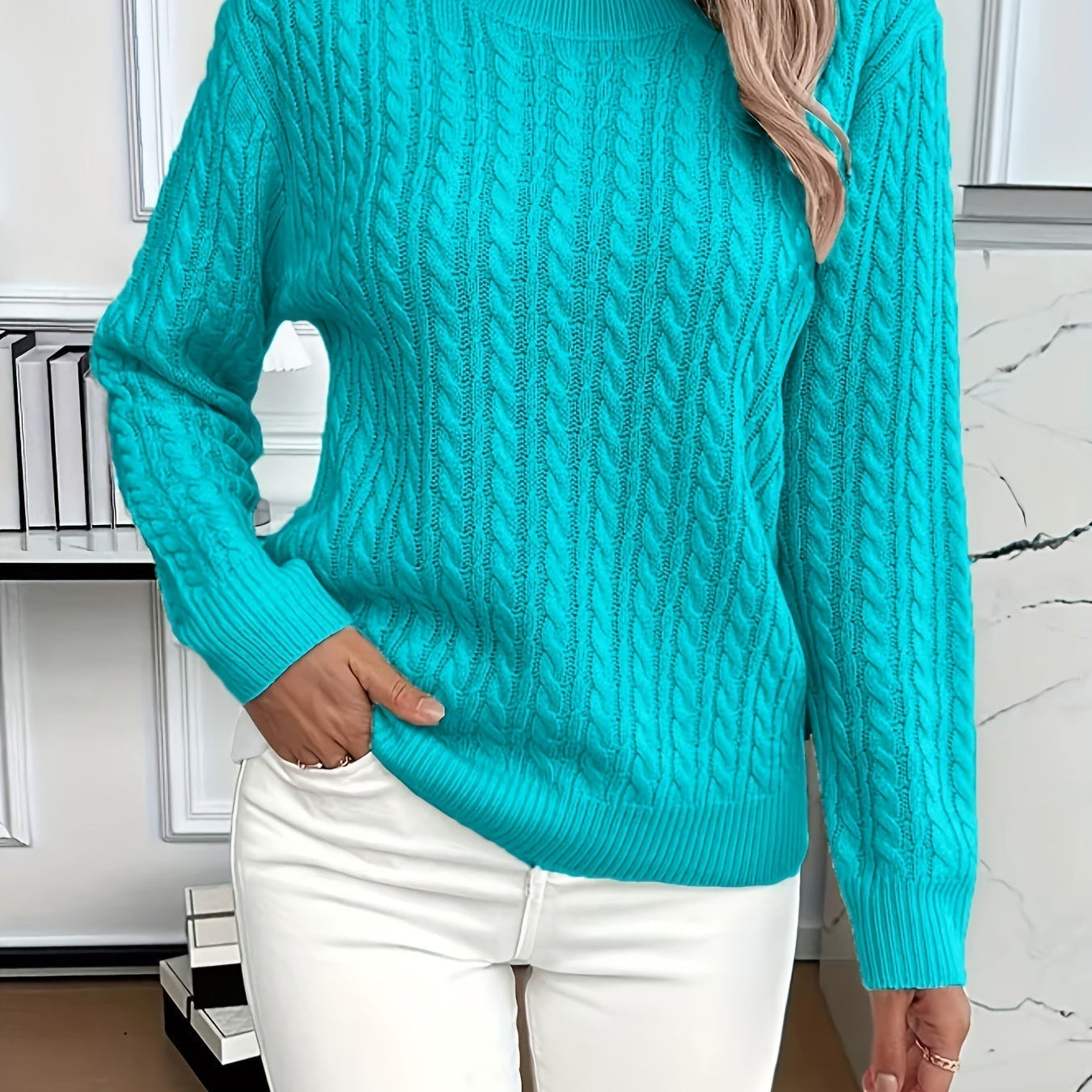 Petronella | Cable Knit Crew Neck Sweater