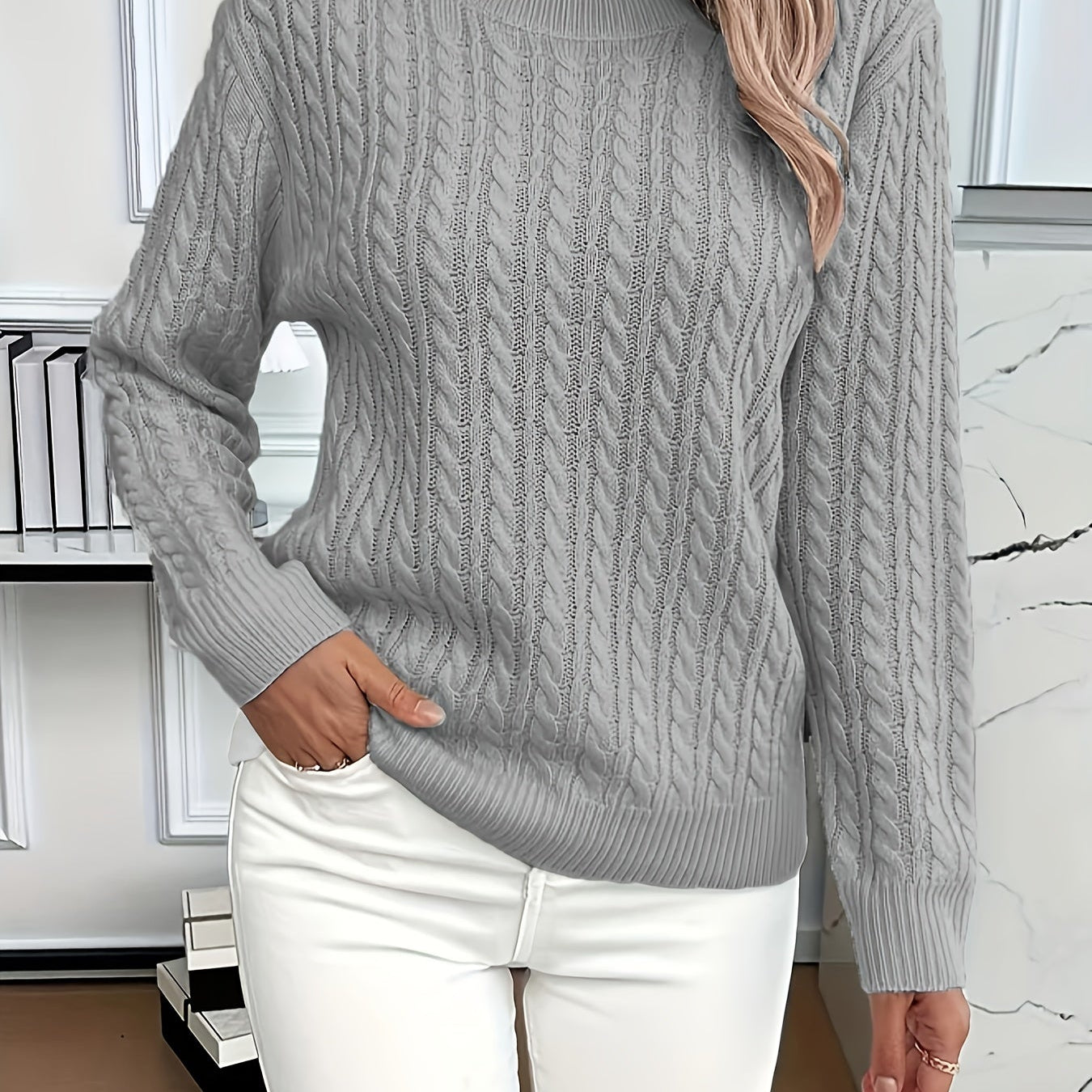 Petronella | Cable Knit Crew Neck Sweater