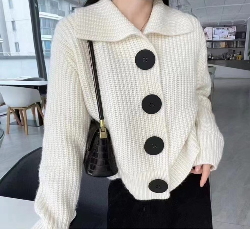 Millicent | Chunky Knit Cardigan